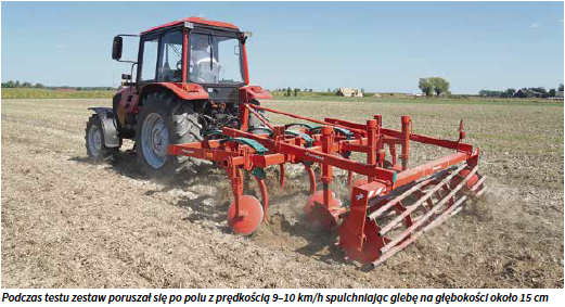 Podczas testu zestaw poruszał się po polu z prędkością 9–10 km/h spulchniając glebę na głębokości około 15 cm